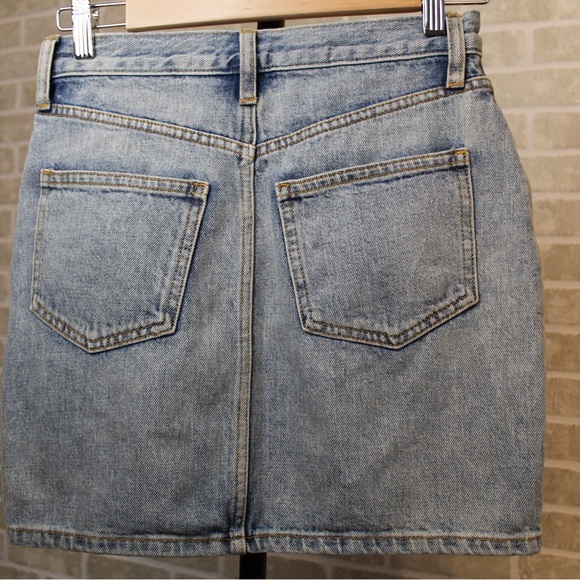 TNA - mini jean skirt - Picture 2 of 7